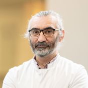 Portrait: Dr. Süreyya Murat Çetin