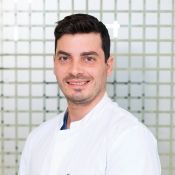 Portrait: Dimitrios Oikonomou