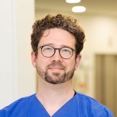 Portrait: Dr. Bastian Huschens