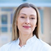 Portrait von Diplom-Psychologin Tatsiana Lakiza von der psychoonkologischen Betreuung am Bethesda.