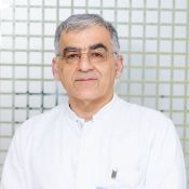 Portrait: Farzad Kasseb